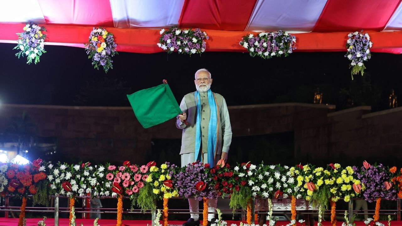 Ekta Nagar Transforms PM Modi Inaugurates Key Projects Sardar Patel Coin (3)