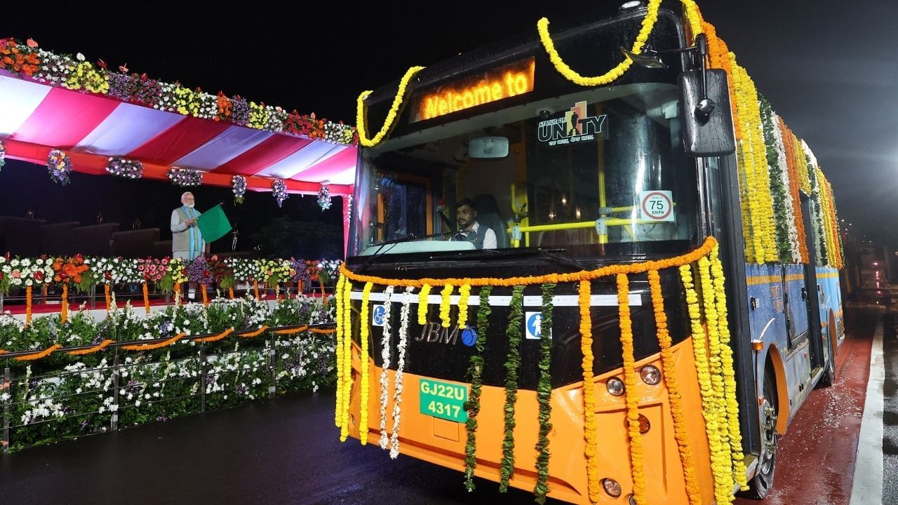 Ekta Nagar Transforms PM Modi Inaugurates Key Projects Sardar Patel Coin (4)