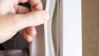 ફ્રીઝમાંથી ઠંડી હવા લીક થઈ રહી હોય તો મિકેનિકને બોલાવ્યા વિના 5 મિનિટમાં આ ટેકનિકથી કરી લો રિપેર