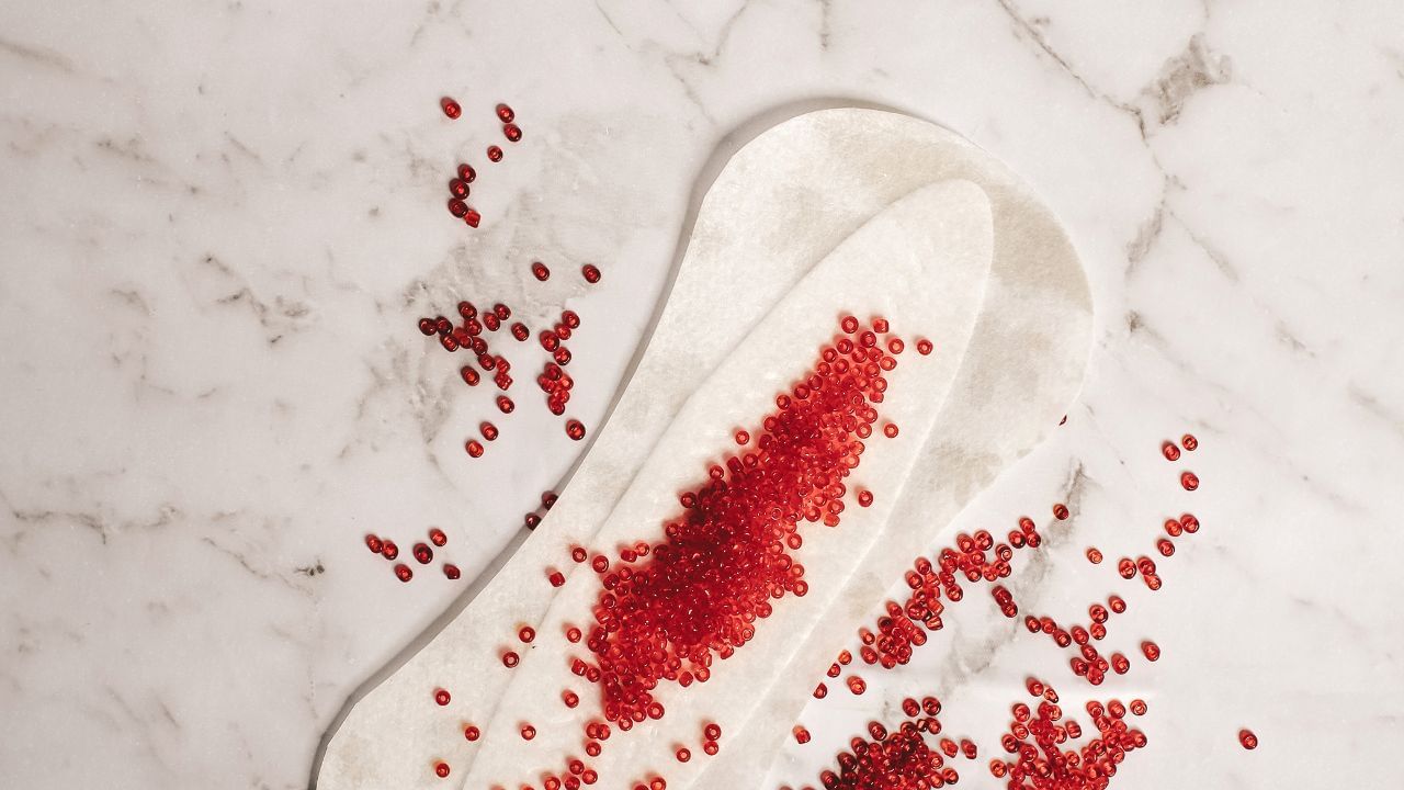 પીરિયડ દરમિયાન અને પીરિયડ બાદ વજાઈના હાઈજીનની સ્વછતાનું ધ્યાન રાખો. વધુ માત્રામાં પાણીનું સેવન કરો. વજાઈનાની આસપાસના ભાગમાં સુંગધિત વસ્તુઓનો ઉપયોગ કરવાનું ટાળો.