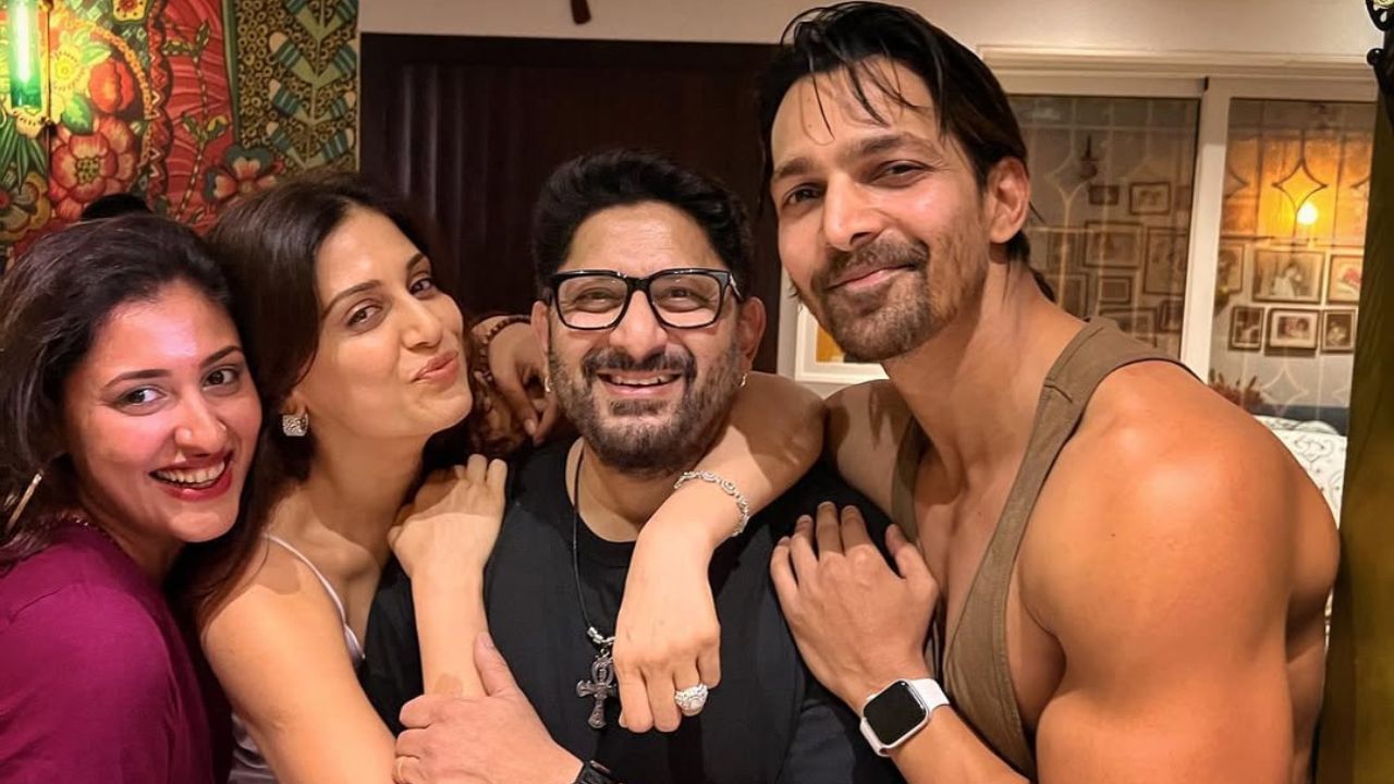 2014માં પોતાની કારકિર્દી શરૂ કરનાર અભિનેતા હર્ષવર્ધન રાણેએ ત્યારથી સાઉથ ફિલ્મ ઉદ્યોગની અનેક મોટી અભિનેત્રીઓ સાથે કામ કર્યું છે.