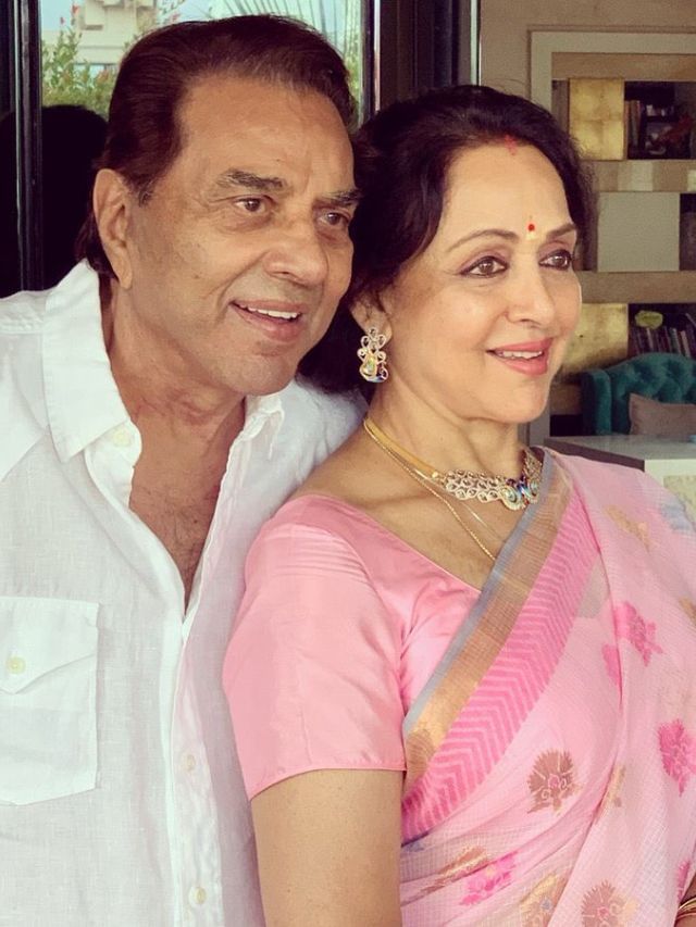 આવો છે ડ્રિમ ગર્લનો પરિવાર, જુઓ ફોટો