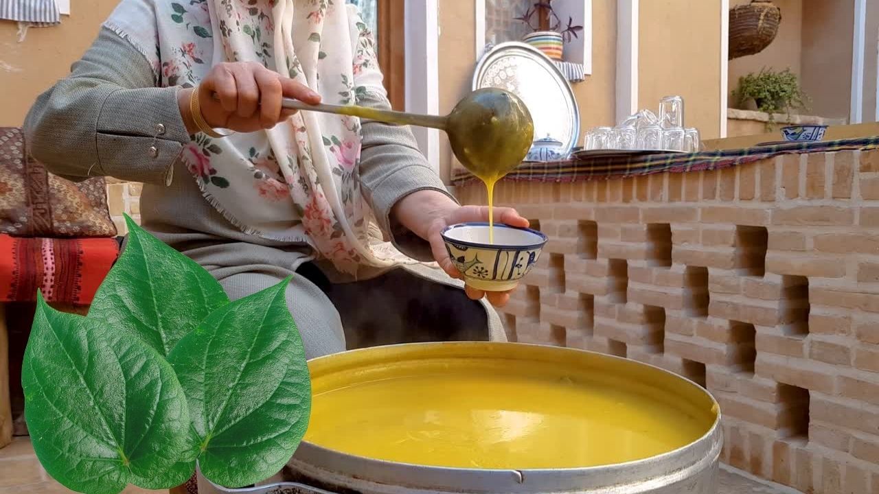 ઘણી સ્ત્રીઓ ઘી બનાવતી વખતે તેમાં તાજુ પાન પણ ઉમેરે છે. શું તમને ખબર છે શા માટે? ખરેખર, ઘી બનાવવા માટે માખણ બનાવવામાં આવે છે તે જ સમયે પાન ઉમેરવામાં આવે છે. જો તમને આ પાછળનું કારણ ખબર નથી, તો ચાલો જાણીએ.