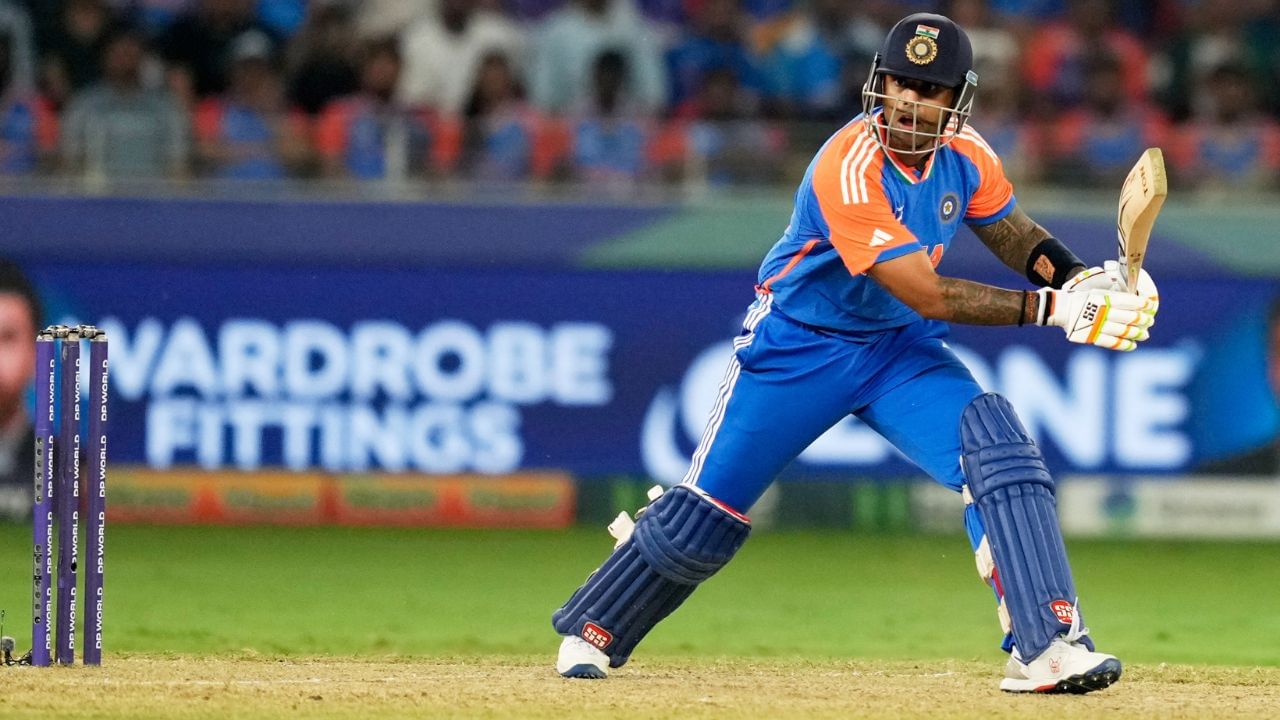 આ વચ્ચે હવે બીજી મેચને લઈ ચાહકોમાં ઉત્સુકતા છે કે, ક્યારે અને ક્યાં રમાશે. તેમજ મેચનો ટાઈમિંગ શું છે તેના વિશે પણ જાણી લો. તેમજ જાણી લો મોબાઈલમાં ક્યાં લાઈવ મેચ જોઈ શકશો.