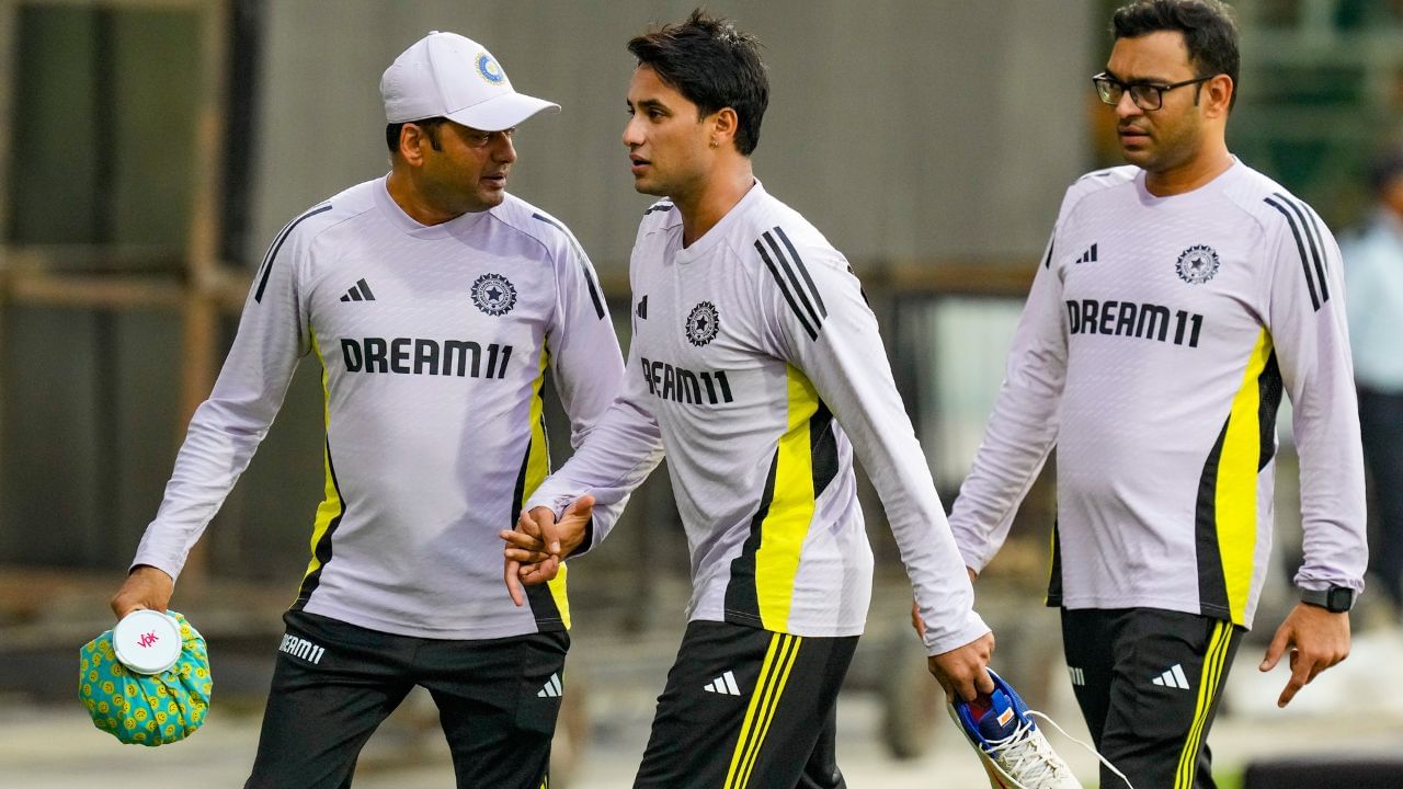 તમે સ્ટાર સ્પોર્ટસ ચેનલ પર બીજી ટી20 મેચ લાઈવ જોઈ શકો છો. તેમજ ભારત અને ઓસ્ટ્રેલિયા વચ્ચે બીજી ટી20 મેચની લાઈવ અપટેડ ટીવી 9 ગુજરાતી વેબસાઈટ પર વાંચી શકો છો.જિયો હોટસ્ટાર પર મોબાઈલમાં તમે ફીમાં આ મેચ જોઈ શકો છો.