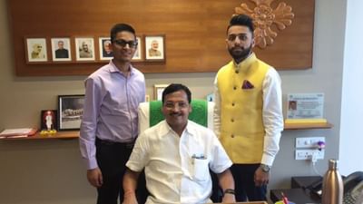  ઈશ્વરસિંહ ઠાકોરસિંહજી પટેલ એક રાજકારણી, સામાજિક કાર્યકર અને ભારતીય જનતા પાર્ટીના સભ્ય તરીકે અંકલેશ્વર વિધાનસભા મતવિસ્તારના વર્તમાન વિધાનસભા સભ્ય છે. 