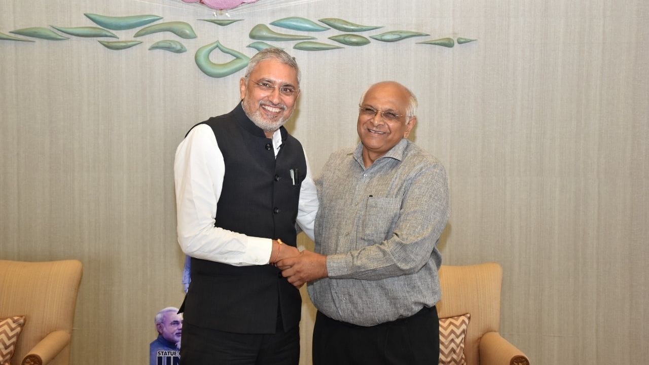 20 ઓગસ્ટ 2022ના રોજ ગુજરાતના મુખ્યમંત્રી ભૂપેન્દ્રભાઈ પટેલ દ્વારા જગદીશ વિશ્વકર્માને માર્ગ અને મકાન રાજ્યમંત્રીનો વધારાનો હવાલો સોંપવામાં આવ્યો હતો.