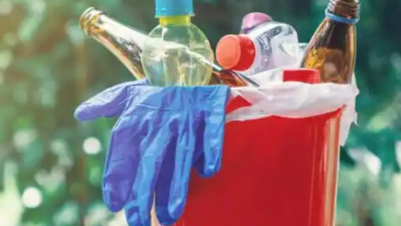 કચરાના નિકાલની યોગ્ય આદતો: રસોડામાં લાંબા સમય સુધી કચરો જમા ન થવા દો. દિવસમાં ઓછામાં ઓછો એક વાર ડસ્ટબીન ખાલી કરો. હંમેશા પ્લાસ્ટિકની થેલી સાથે ડસ્ટબીનમાં કચરો નાખો.
