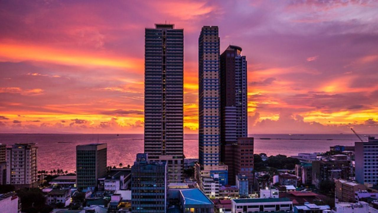 સૌથી અગત્યનું, કોઈ વિઝા મુશ્કેલીઓ કે લાંબી, થકવી નાખતી મુસાફરી નથી. સીધી એર ઇન્ડિયા ફ્લાઇટ્સ અને બજેટ મુસાફરી વિકલ્પોની ભરમારને કારણે તે ભારતીય પ્રવાસીઓ માટે એક શ્રેષ્ઠ સ્થળ બન્યું છે.