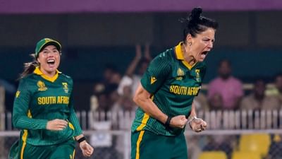 35 વર્ષીય બોલરે મચાવી તબાહી, એકલા હાથે અડધી ટીમને આઉટ કરી, બનાવ્યો વર્લ્ડ રેકોર્ડ