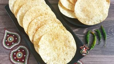 કેટલાક લોકોને બજાર જેવા મઠીયા બનાવવા ખૂબ જ મુશ્કેલ લાગે છે. પરંતુ કેટલીક ટીપ્સ અપનાવી ઘરે સરળતાથી બનાવી શકે છે. 