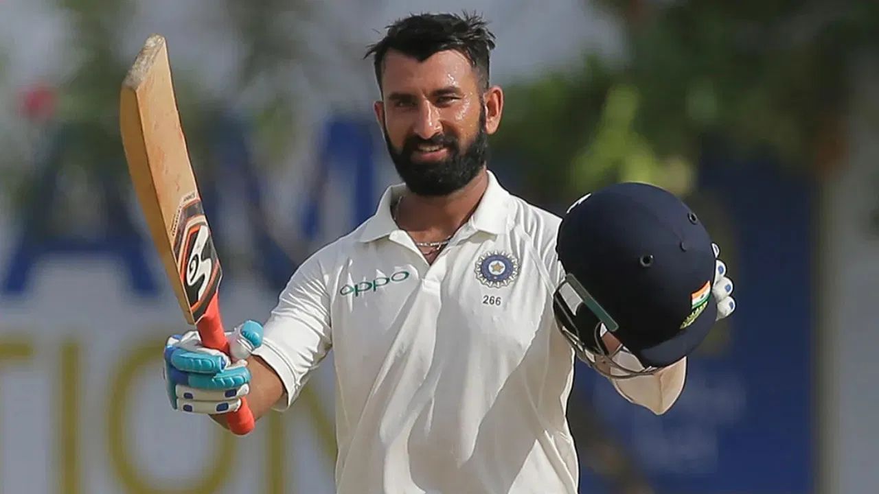 છેલ્લા એક દાયકામાં સ્પેશિયાલિસ્ટ ટેસ્ટ બેટ્સમેન તરીકે પોતાનું નામ બનાવનાર ચેતેશ્વર પૂજારા બહાર કરવામાં આવેલા ખેલાડીઓમાંનો એક હતો. WTC ફાઈનલ બાદ અગરકર મુખ્ય પસંદગીકાર બન્યો ત્યારથી પૂજારા ટીમમાંથી બહાર હતો અને તેનું કયારેય કમબેક ના થયું અને અંતે તેણે નિવૃત્તિ લઈ લીધી. 