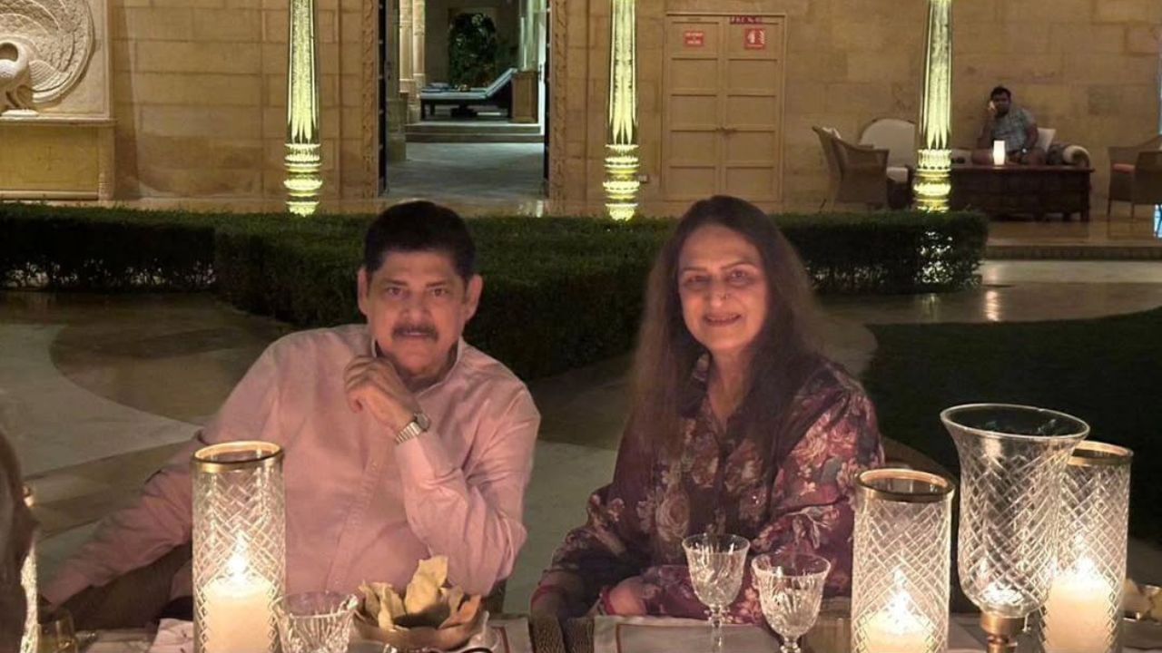 પંકજ ધીરનો જન્મ 9 નવેમ્બર 1956ના રોજ થયો છે. જ્યારે પંકજ ધીરનું નિધન 15 ઓક્ટોબર 2025ના રોજ થયું છે. તે એક ભારતીય અભિનેતા હતા જેમણે હિન્દી ફિલ્મો અને ટીવી સીરિયલમાં અભિનય કર્યો હતો. 