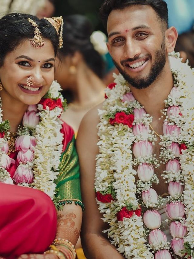 પ્રસિધ્ધ ક્રિષ્નાનો પરિવાર જુઓ