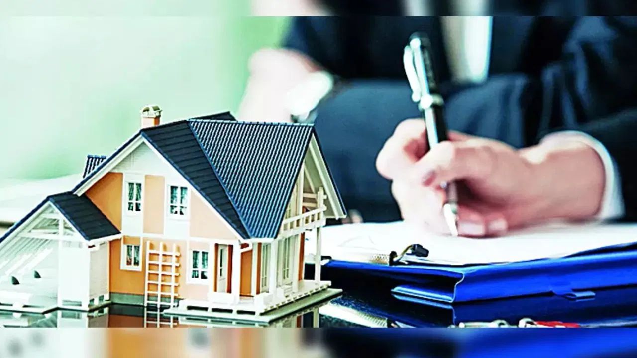 એક અનુભવી મિલકત સ્પેશિયાલિસ્ટ વકીલની સલાહ લો. તે દસ્તાવેજોની સંપૂર્ણ તપાસ કરશે તેમજ 'Agreement to Sell' થી લઈને 'Sale Deed' સુધીની બધી માહિતી ચકાસશે.