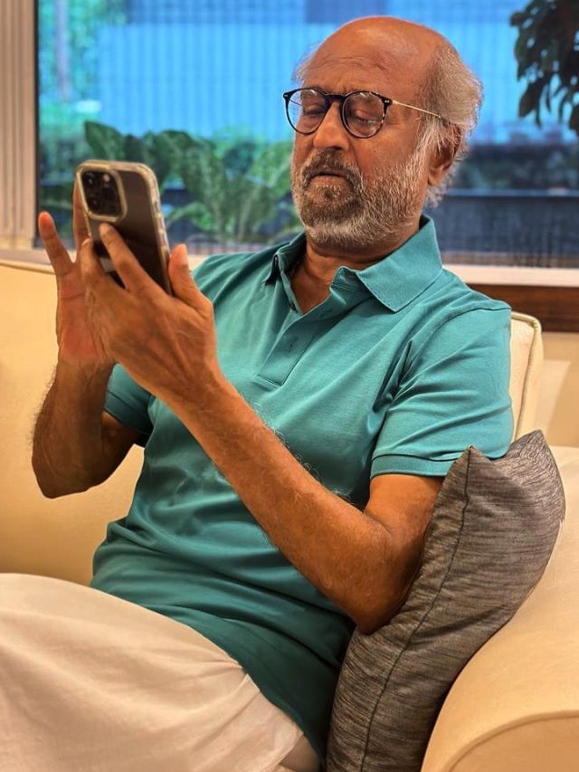 430 કરોડ રુપિયાના માલિક રજનીકાંતનો આવો છે પરિવાર