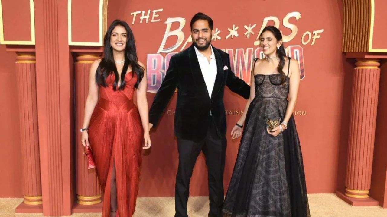 ત્યારબાદ તેમણે ન્યૂ યોર્ક યુનિવર્સિટીમાંથી રાજકારણ અને અર્થશાસ્ત્રમાં ડિગ્રી મેળવી અને હાલમાં તેઓ એન્કોર હેલ્થકેરમાં ડિરેક્ટર તરીકે સેવા આપે છે. રાધિકા મર્ચન્ટની કુલ સંપત્તિની વાત કરીએ તો, તે તેમની ભાભી, શ્લોકા મહેતા કરતાં ઘણી પાછળ છે. BollywoodShaadi.com અનુસાર, રાધિકા મર્ચન્ટની કુલ સંપત્તિ રૂપિયા 10 કરોડ હોવાનો અંદાજ છે.(નોંધ : અહીં આપવામાં આવેલા આંકડા પબ્લિક ડોમેઇનમાં ઉપલબ્ધ માહિતીના આધારે છે.)