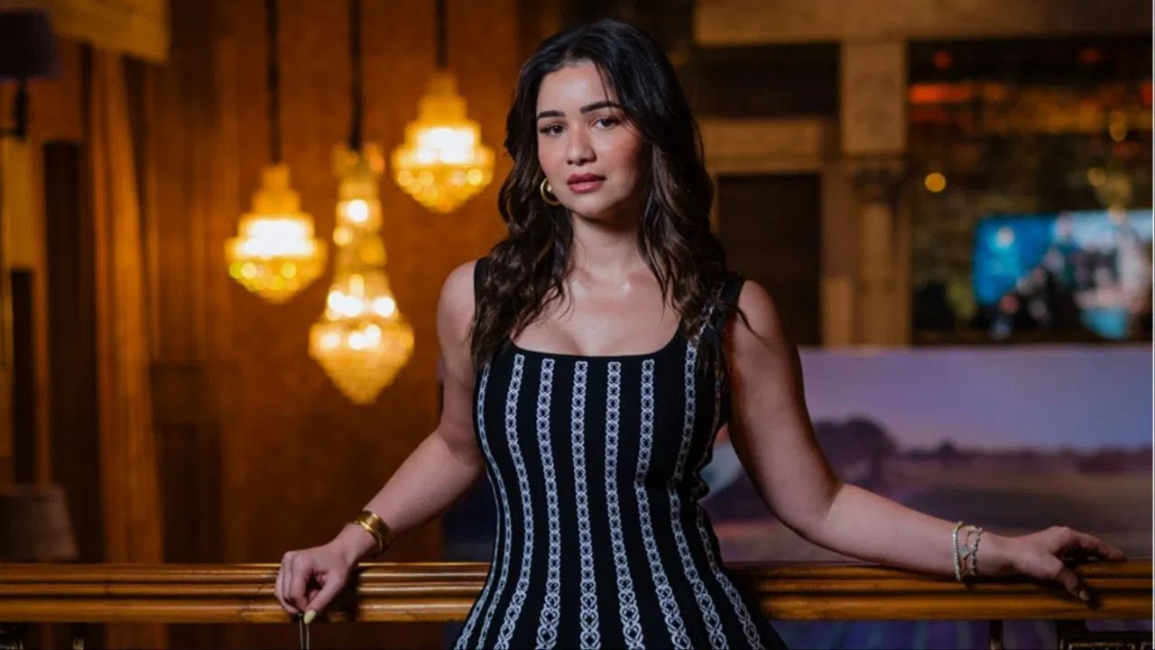 જ્યારે સારા તેંડુલકરને પૂછવામાં આવ્યું કે શું તેણીએ ક્યારેય તેંડુલકર અટક રાખવાનો ફાયદો ઉઠાવ્યો છે, ત્યારે સચિન તેંડુલકરની પુત્રીએ ગર્વથી જવાબ આપ્યો, "હા, મેં લીધો છે. સાચું કહું તો, આવું ઘણી વખત બન્યું છે."