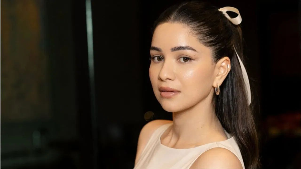 સારા તેંડુલકરને પૂછવામાં આવ્યું હતું કે તે કેટલીવાર સ્કૂલ બંક કરી છે. આના પર સારાએ હસીને જવાબ આપ્યો, "હા, મેં સ્કૂલ બંક કરી છે. અને ફક્ત એક વાર નહીં, ઘણી વાર." જોકે, તેણે સ્કૂલ બંકનું કારણ જણાવ્યું ન હતું.