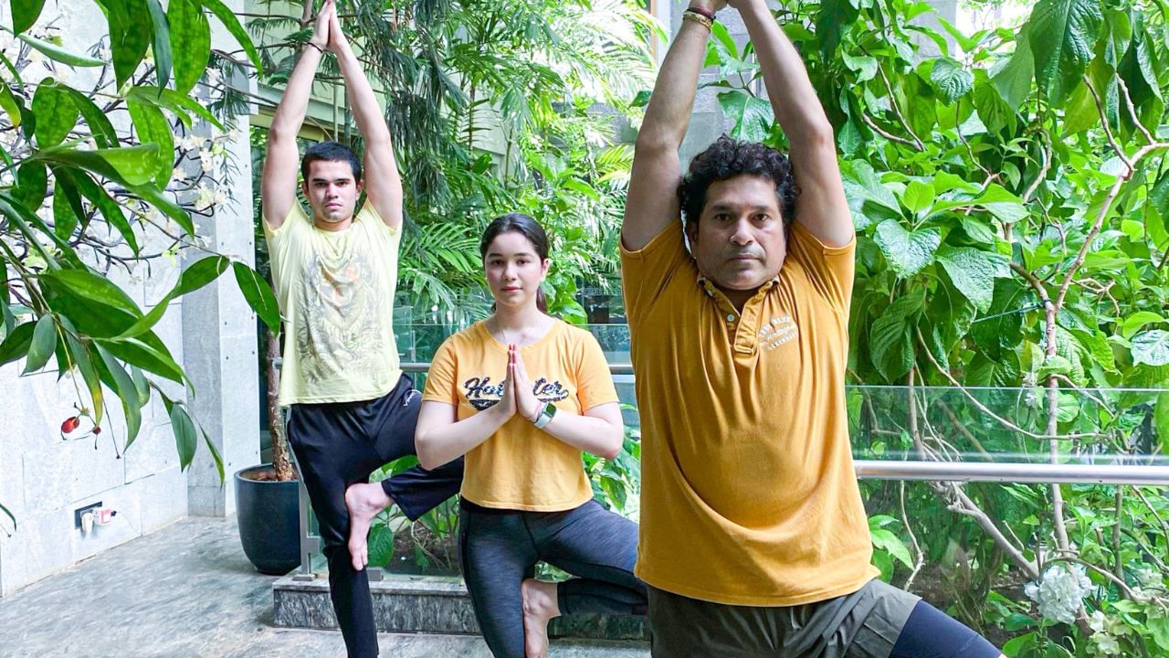 ભારતીય ક્રિકેટના ભગવાન સચિન તેંડુલકરની પુત્રી સારા તેંડુલકર ભલે ફિલ્મ ઈન્ડસ્ટ્રીથી દૂર હોય, પરંતુ ગ્લેમરની દુનિયામાં તે કોઈ સેલિબ્રિટીથી ઓછી નથી.