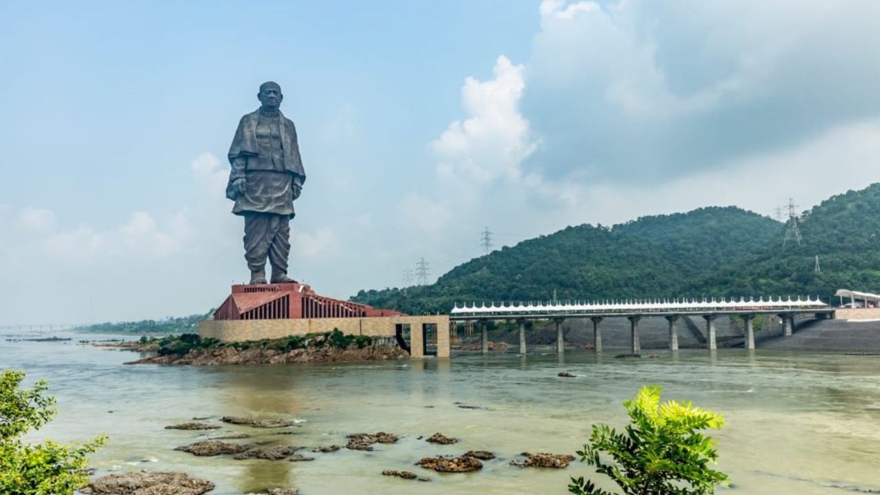 1991માં સરદાર પટેલને મરણોત્તર ‘ભારત રત્ન’ એનાયત કરવામાં આવ્યો હતો.