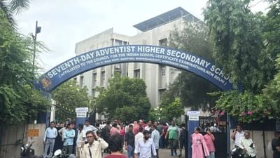 Ahmedabad : DEO કચેરીની મંજૂરી વગર સેવન્થ ડે સ્કૂલ ચાલી રહી હોવાનું ખુલ્યું, તપાસમાં થયા અનેક મોટા ખુલાસા, જુઓ Video