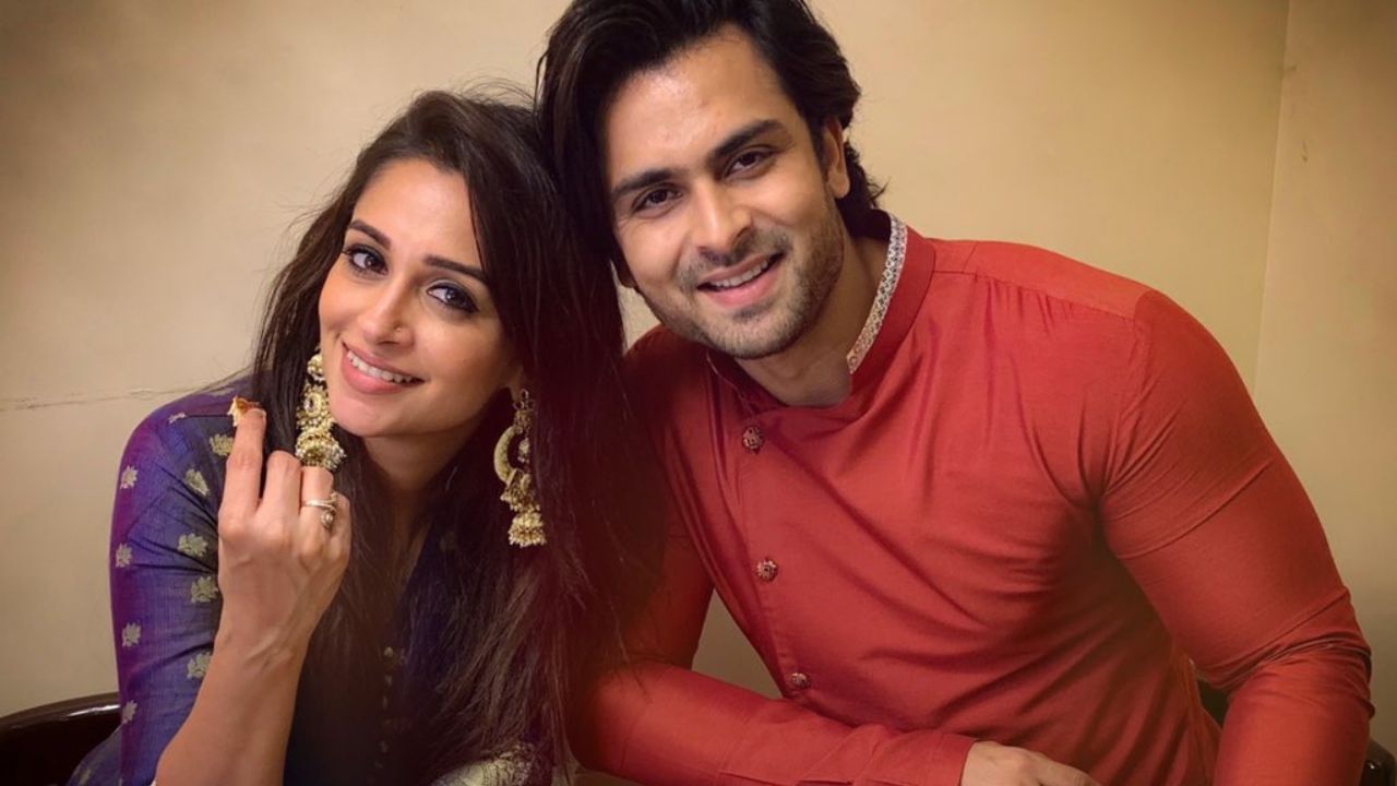 આઈફોન ખુબ મોંઘો આવે છે. ત્યારે અનેક વખત લોકોને આ સવાલ પુછવામાં આવે છે કે, આટલો મોંઘો ફોન કેમ ખરીદે છે. આ સવાલ શોએબને પણ કરવામાં આવ્યો હતો. આના પર તેમણે કહ્યું કે, આ મારા માટે સારો છે. આઈફોન એક એવી વસ્તુ છે. જેને ન લેવો હોય તે ન લે હું દર વર્ષે ખરીદું છું.