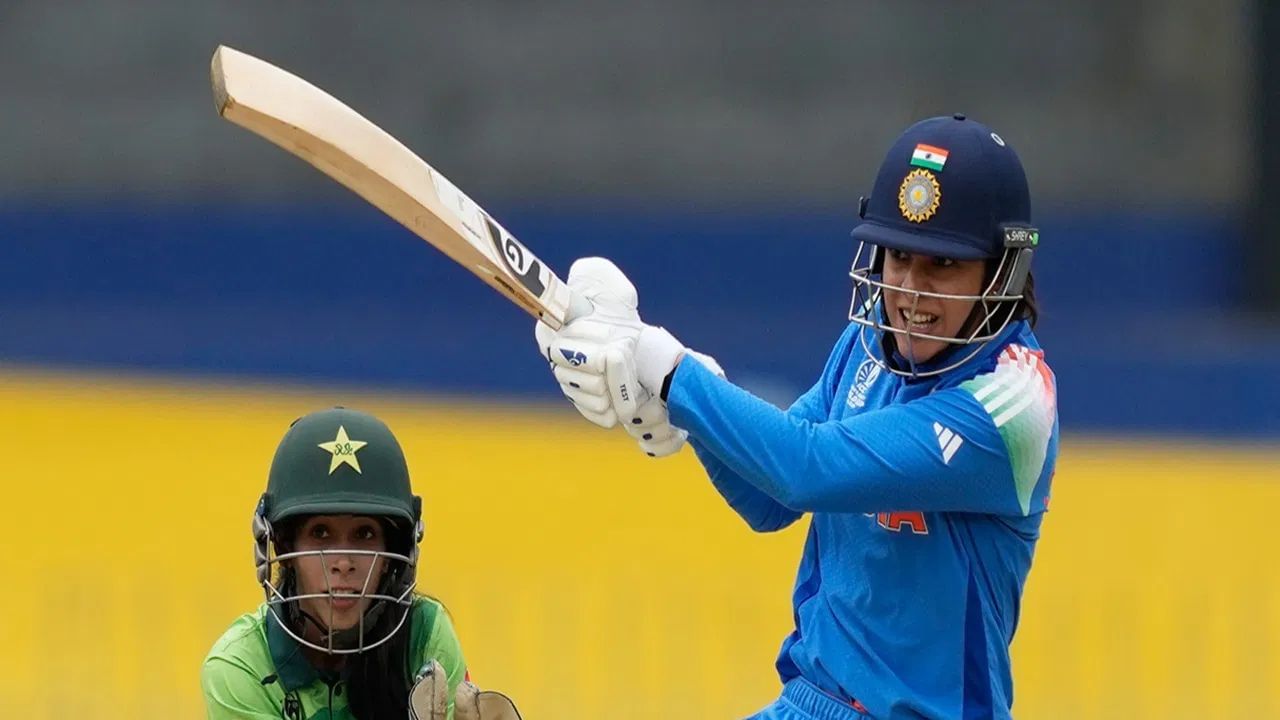 જોકે, મંધાના વર્લ્ડ કપ 2025માં સતત ત્રીજી મેચમાં નિષ્ફળ રહી હતી. તેણી દક્ષિણ આફ્રિકા સામે માત્ર 23 રન બનાવી શકી. તેણીએ પાકિસ્તાન સામે પણ 23 રન બનાવ્યા હતા. મંધાના શ્રીલંકા સામે માત્ર 8 રન બનાવી આઈટ થઈ હતી. 