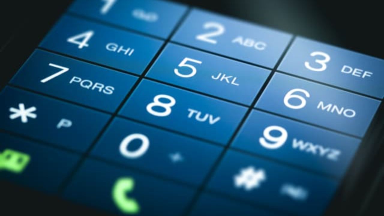 શું મોબાઇલ નંબરોમાં વધુ અંકો હોઈ શકે છે?: હવે પ્રશ્ન એ ઊભો થાય છે: જો ભારતની વસ્તી બધા 10-અંકના મોબાઇલ નંબર કોમ્બિનેશન કરતાં વધી જાય તો શું? આવા કિસ્સામાં, 11- અથવા 12-અંકના મોબાઇલ નંબરો પણ જાહેર કરી શકાય છે, જેનાથી અબજો નવા કોમ્બિનેશન શક્ય બનશે.