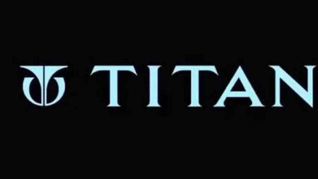 UBS એ ટાઇટનના શેર પરનો લક્ષ્ય ભાવ આશરે 21% વધારીને ₹3,600 થી ₹4,700 કર્યો છે, જે 31% નો વધારો દર્શાવે છે. આ સોમવારના બંધ ભાવથી આશરે 26% નો સંભવિત ઉછાળો સૂચવે છે.