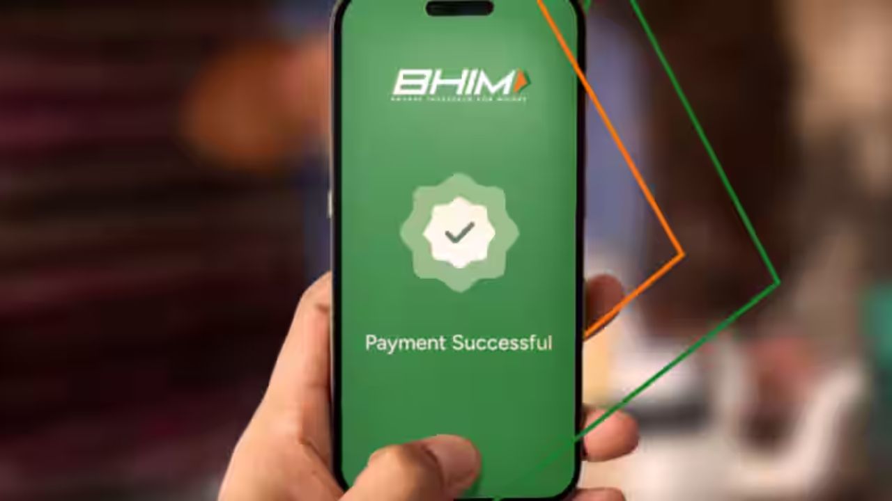 બધી વિગતો દાખલ કર્યા પછી, તમારા UPI PIN વડે પુષ્ટિ કરો. વ્યક્તિને હવે તમારા UPI સર્કલમાં ઉમેરવામાં આવશે. જરૂર પડ્યે તમે તે વ્યક્તિની ઍક્સેસ મર્યાદા બદલી અથવા દૂર પણ કરી શકો છો.