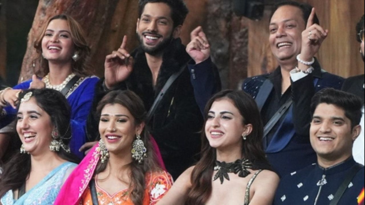 આ ટાસ્ટ દરમિયાન, મૃદુલ તિવારી અને શાહબાઝ બદેશા પણ કેપ્ટન બનવાની રેસમાં ભાગ લેશે. આ કેપ્ટનસી ટાસ્કમાં નવો કેપ્ટન પસંદ થશે. વોટિંગ ટ્રેન્ડના આધારે નવો કેપ્ટન પસંદ કરવામાં આવશે. સૌથી ઓછા મત મેળવનાર  સ્પર્ધક કેપ્ટન બનશે. આગામી એપિસોડમાં ખુલાસો થશે 