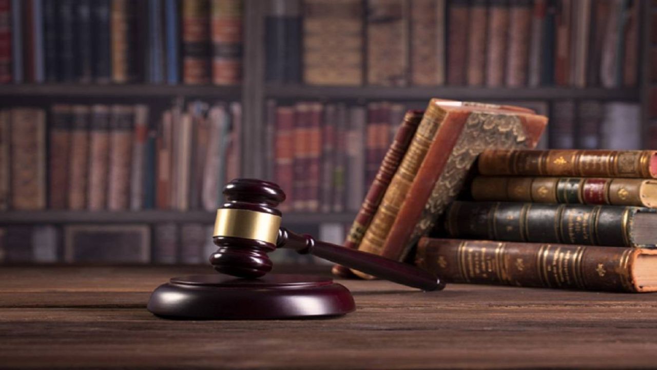 ભારતીય કાનુન મુજબ જો પત્ની તેના પતિની હત્યા કરે છે, તો તેણીને તેની મિલકત પર કોઈ અધિકાર નથી.