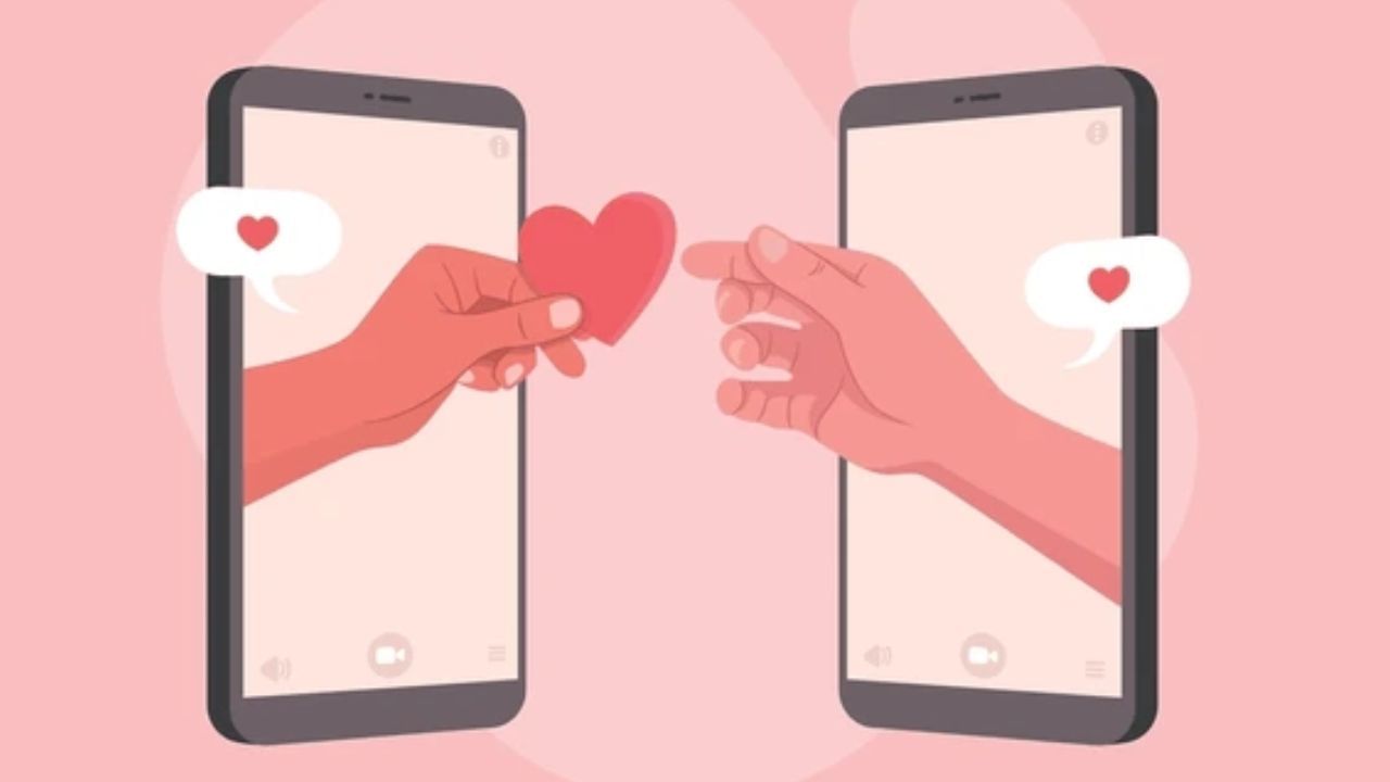 સવાર અને રાત્રિની વાતચીત: સવારે અને સૂતા પહેલા એકબીજા સાથે જોડાવું પણ મહત્વપૂર્ણ છે. આ રીતે તમે તમારા દિવસની શરૂઆતમાં અને રાત્રે પણ કોલ કે મેસેજ સાથે જોડાયેલા રહો. આ તમારા સંબંધને મજબૂત બનાવશે અને તમને એકબીજાને વધુ જાણવાની તક આપશે. ભલે તમે શારીરિક રીતે સાથે ન હોવ, તો પણ તમને એવું લાગશે કે તમે એકબીજાના દિવસનો ભાગ છો.
