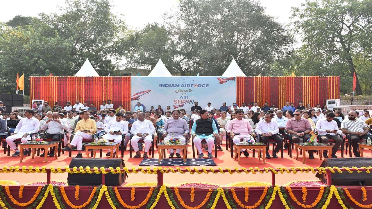 mahesana air show 5_1_11zon