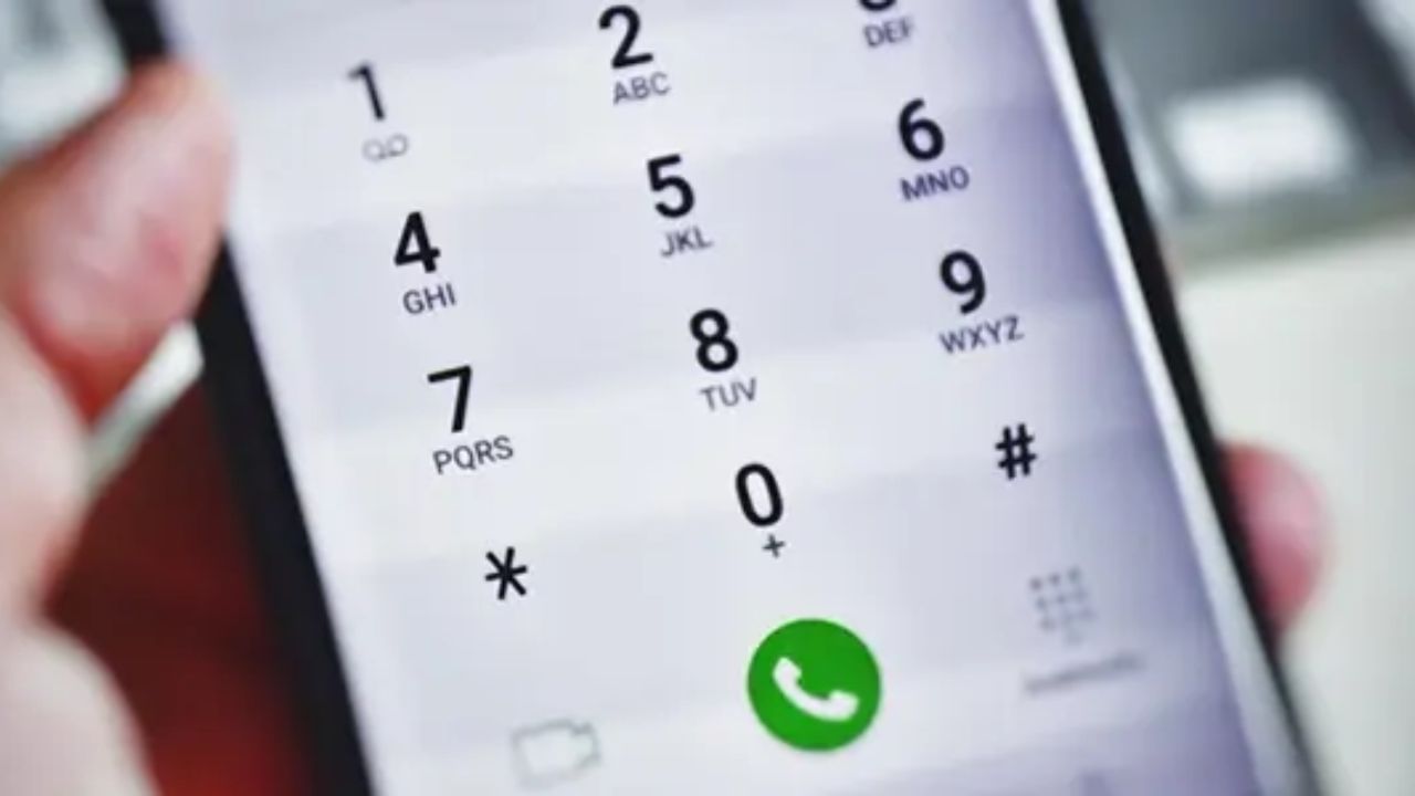 આપણને આટલા બધા નંબરોની કેમ જરૂર છે?: ટેકનોલોજીના વિકાસ સાથે આજે દરેક પાસે મોબાઇલ ફોન છે. પરિણામે મોબાઇલ ફોનની સંખ્યાનો અર્થ સિમ કાર્ડની સંખ્યા અને નવા નંબરોની સંખ્યા થાય છે. 1.4 અબજથી વધુ વસ્તી ધરાવતા ભારતમાં આ સમસ્યાને ઉકેલવા માટે, 10-અંકની મોબાઇલ નંબર સિસ્ટમ રજૂ કરવામાં આવી હતી. ગણતરીઓ અનુસાર આનાથી ભવિષ્યમાં 1 અબજ નવા નંબરો બનાવવામાં આવશે અને વ્યક્તિઓને તેમના ફાળવણી કરવામાં આવશે.