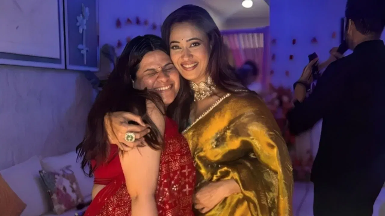 શ્વેતાએ તાજેતરમાં સોશિયલ મીડિયા સાઇટ ઇન્સ્ટાગ્રામ પર કેટલાક સુંદર ફોટા શેર કર્યા. તેણીએ મિત્રો સાથે પાર્ટી કરી. પલક અને શ્વેતા બંને પાર્ટીમાં ડાન્સ કરતા જોવા મળ્યા.