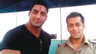 આંતરરાષ્ટ્રીય બોડીબિલ્ડર વરિન્દર ઘુમ્મનનું હાર્ટ એટેકથી નિધન, સલમાન ખાન સાથે કરી ચુક્યા છે કામ