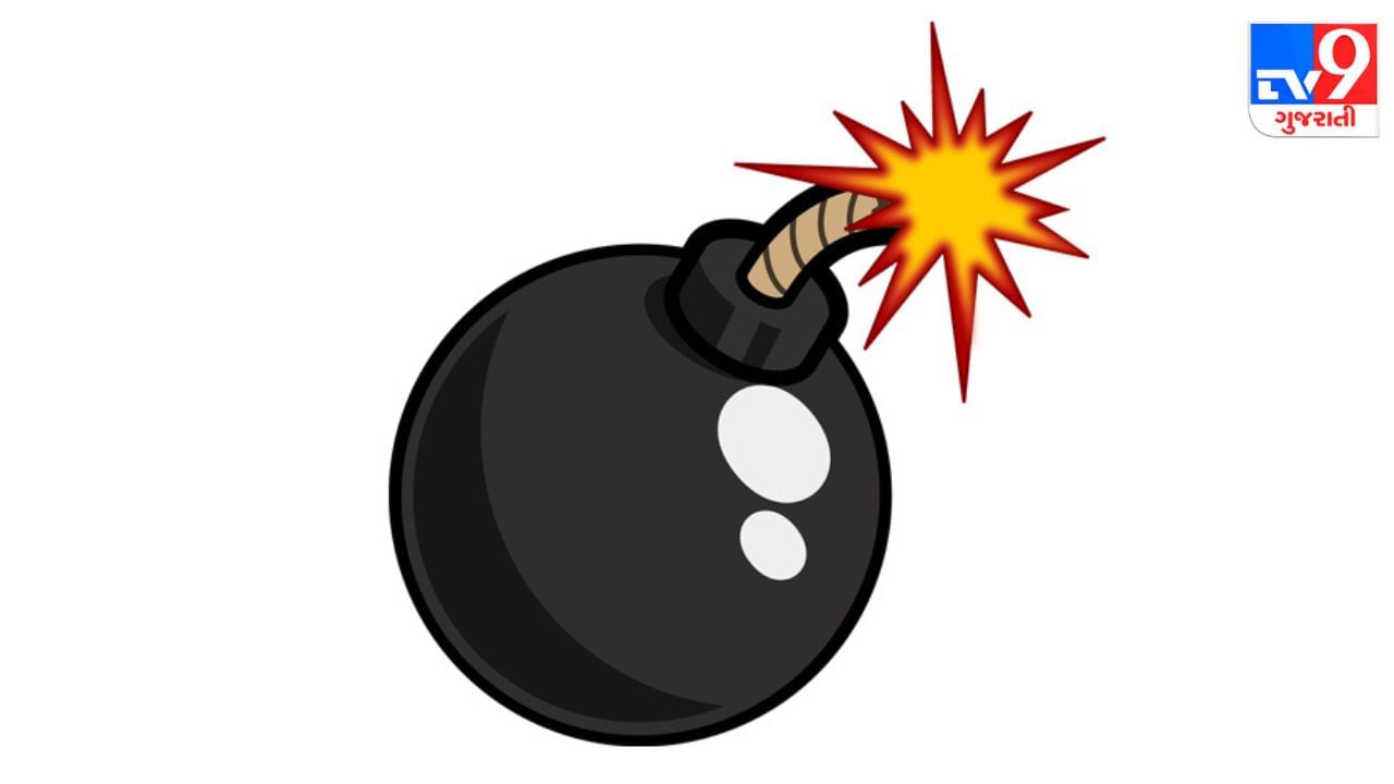 જ્યારે બોમ્બ તેની સમાપ્તિ તારીખ પસાર કરી દે છે, ત્યારે ખાસ તાલીમ પામેલા વિસ્ફોટક ઓર્ડનન્સ ડિસ્પોઝલ ટીમો તેનો નાશ કરે છે. આમાં કોઈ સ્થાન પર નિયંત્રિત વિસ્ફોટો, ખાસ રસાયણોથી ખુલ્લામાં સળગાવવાનો અથવા તેના સુરક્ષિત ઘટકોને પુનઃપ્રાપ્ત કરવા માટે બોમ્બને તોડી પાડવાનો સમાવેશ થઈ શકે છે. જો જૂના બોમ્બ હજુ પણ સ્થિર હોય પરંતુ તેમની સમાપ્તિ તારીખની નજીક હોય, તો લશ્કર તેનો ઉપયોગ ક્ષેત્ર તાલીમ કવાયત દરમિયાન કરી શકે છે.