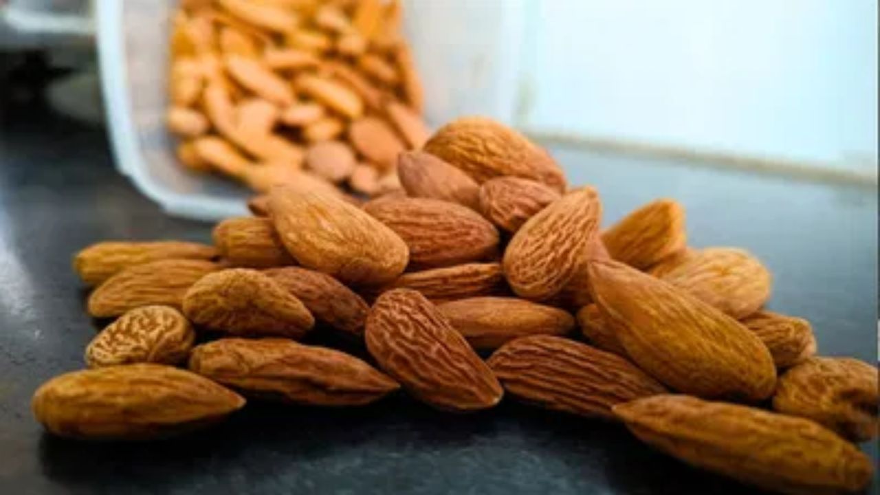 Almonds (1)