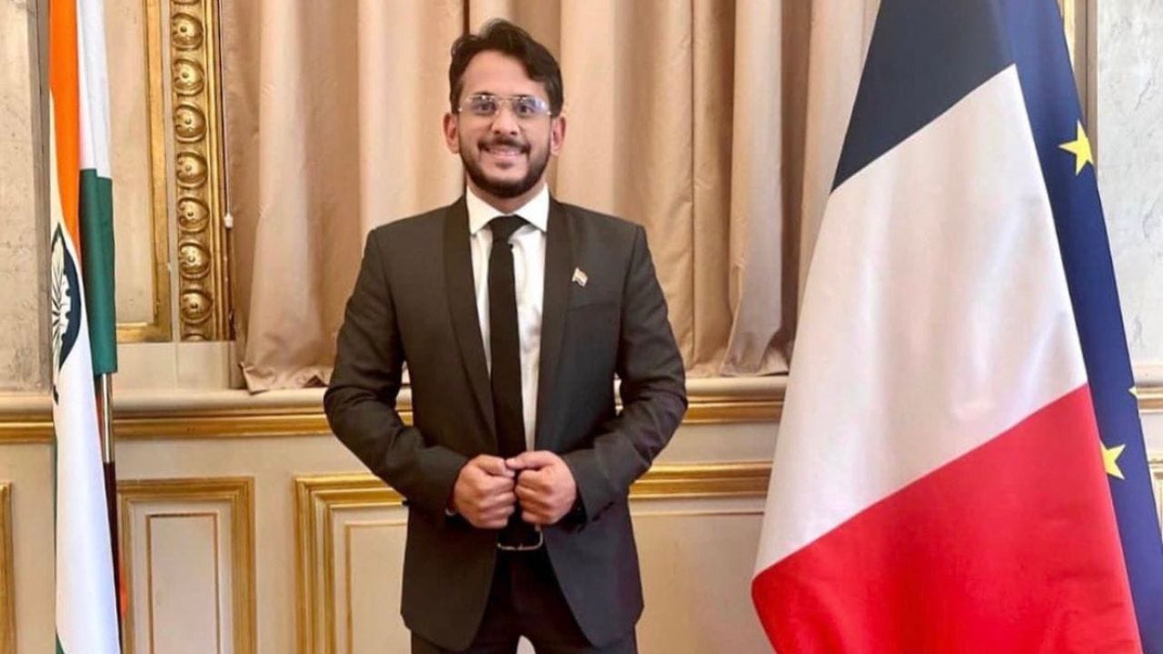  અમન ગુપ્તા પોતાની મહેનતને કારણે, તે આજે એક સુંદર જીવન જીવે છે.અમન ગુપ્તાએ કહ્યું કે સફળતા મેળવવા માટે તેમણે દરરોજ 16 કલાક કામ કર્યું હતુ.