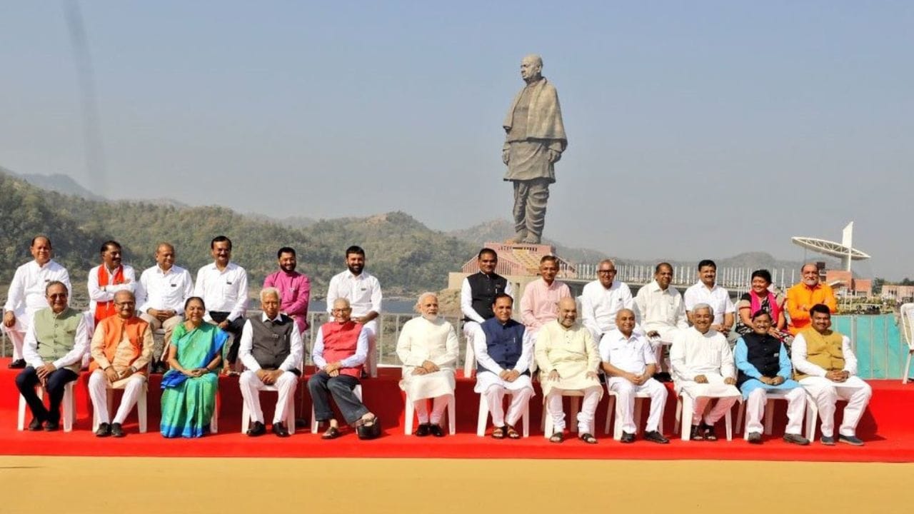 Anandiben Patel family tree (11)