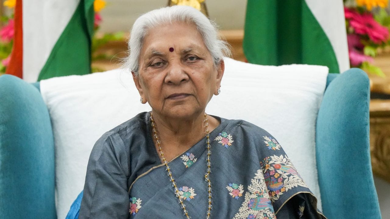 Anandiben Patel family tree (3)