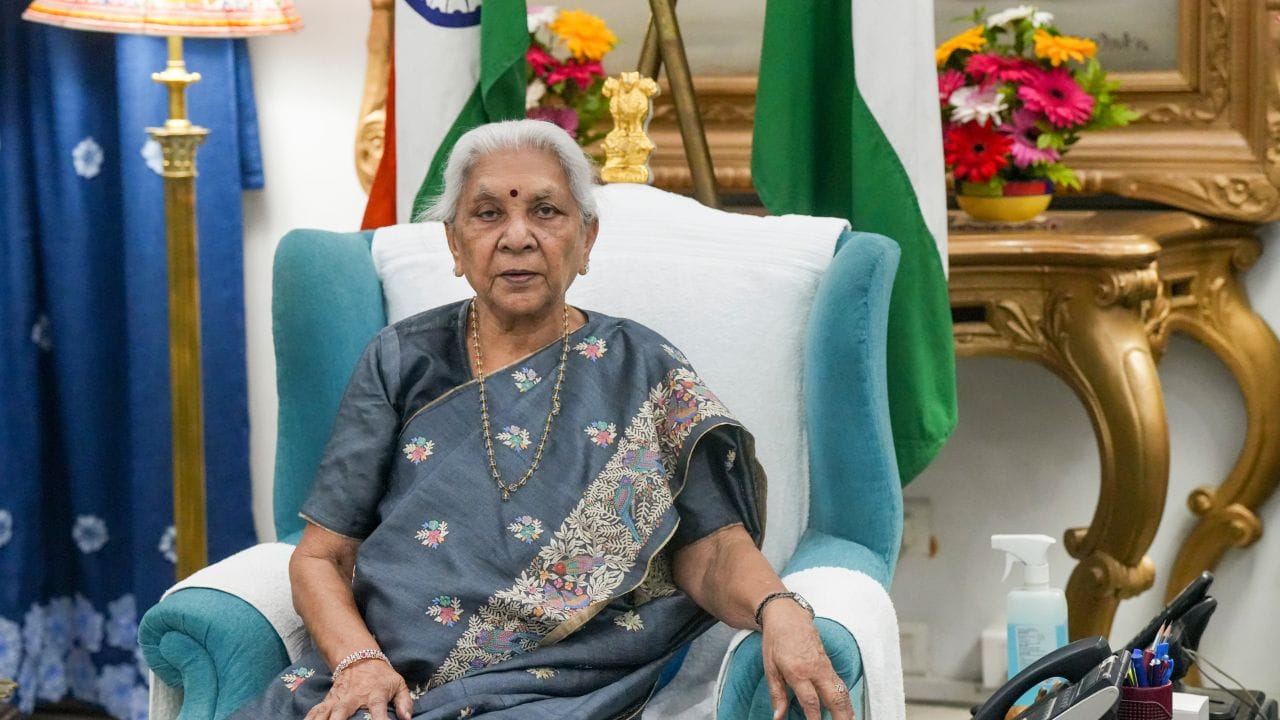 Anandiben Patel family tree (4)