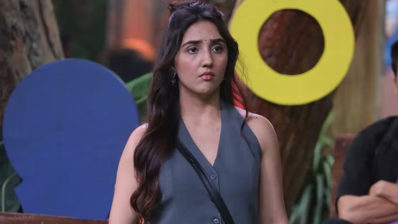Ashnoor Kaur bigg boss 19 5