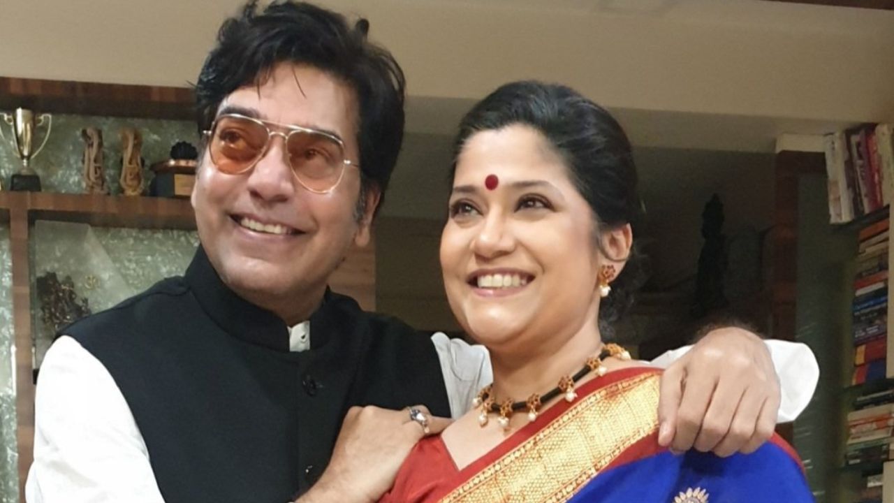 સ્ક્રીન પર પોઝિટિવ અને નેગેટિવ પાત્રમાં તેમણે ચાહકોનું દિલ જીત્યું છે.સુરભિએ રેણુકા શહાણે અને સિદ્ધાર્થ કાક દ્વારા હોસ્ટ કરાયેલ એક ભારતીય સાંસ્કૃતિક મેગેઝિન શો હતો, જે 1990 થી 2001 સુધી ચાલ્યો હતો. તે  ટેલિવિઝન ચેનલ દૂરદર્શન પર પ્રસારિત થયો હતો.આ એક ઈન્ડિયન કલ્ચર શો હતો.ભારતીય ટેલિવિઝનના ઇતિહાસમાં અત્યાર સુધીનો સૌથી મોટો પ્રેક્ષકોનો પ્રતિસાદ મેળવવા માટે લિમ્કા બુક ઓફ રેકોર્ડ્સમાં સ્થાન મેળવ્યું છે