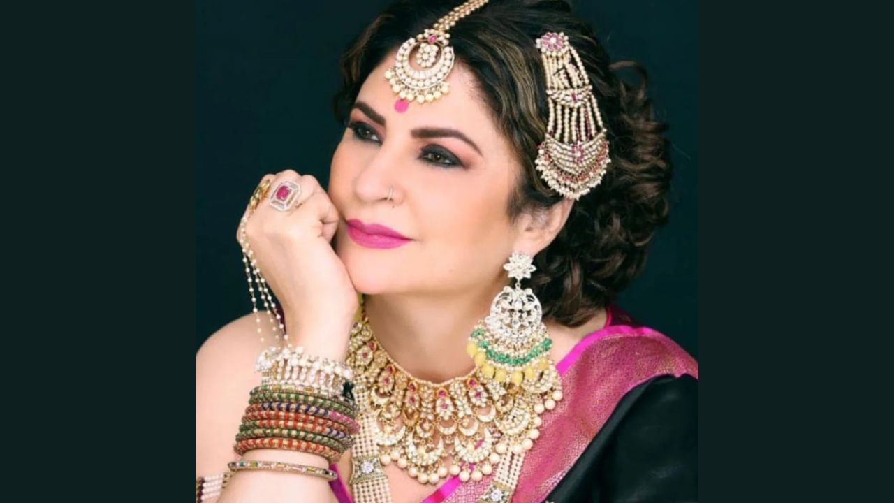 કુનિકાના સદાનંદના પહેલા લગ્ન દિલ્હીના અભય કોઠારી સાથે થયા હતા, જેમની સાથે તેનો એક પુત્ર હતો. આ સંબંધ લાંબો સમય ટકી શક્યો નહીં. કુનિકાને લગભગ નવ વર્ષ સુધી તેના પુત્રની કસ્ટડી માટે કાનૂની લડાઈ લડવી પડી. આ પછી, તેણીએ લિવ-ઇન રિલેશનશિપ શરૂ કરી. તેણી એક સંબંધમાં રહી.