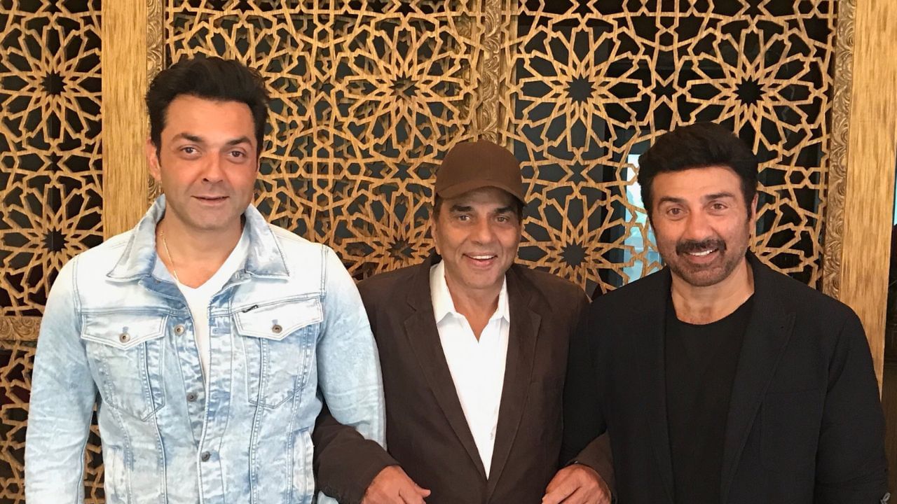 ધર્મેન્દ્ર દેઓલની દીકરી આજીતાની વાત કરીએ તો તે સ્કુલમાં શિક્ષક છે. બીજી દીકરી વિજેતા દેઓલનું નિકનેમ લિલી છે.તેનો પતિ કંપનીમાં ડાયરેક્ટર છે. તેમને 2 બાળકો સાહિલ અને પ્રેરણા છે.