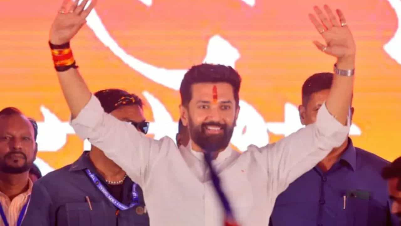 Bihar Assembly Election Result 2025: ચિરાગ પાસવાને જાળવી રાખ્યો સ્ટ્રાઈક રેટ, LJP(R) 29 માંથી 22 બેઠકો પર આગળ