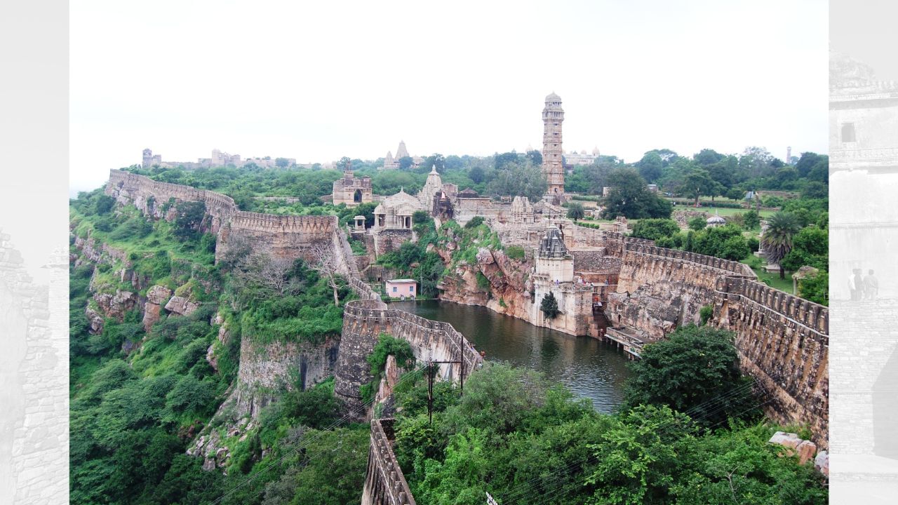 કિલ્લા પર ખિઝર ખાનનું શાસન ઈ.સ. 1311  સુધી ચાલુ રહ્યું, પરંતુ રાજપૂતોના વધતા દબાણને કારણે તેમને સોનિગ્રા વંશના સરદાર માલદેવને કિલ્લાની સત્તા સોંપવી પડી. માલદેવએ લગભગ સાત વર્ષ સુધી ચિત્તોડનું સંચાલન કર્યું. ત્યારબાદ હમ્મિર સિંહે માલદેવને પરાજિત કરીને કિલ્લો ફરી પોતાના નિયંત્રણમાં લીધો અને ચિત્તોડના ગૌરવને ફરી જીવંત બનાવ્યું. ઈ.સ 1378 માં અવસાન પામતા પહેલા હમ્મિરે મેવાડને એક શક્તિશાળી અને સમૃદ્ધ રાજ્ય તરીકે સ્થાપિત કર્યું. તેમના વંશજોને, તેમના જન્મસ્થળના નામ પરથી, “સિસોદિયા” તરીકે ઓળખવામાં આવવા લાગ્યા. હમ્મિરના વારસદાર તરીકે તેમના પુત્ર રાણા ક્ષેત્રસિંહ (રાણા ખેતા) સિંહાસને સન્માન અને શક્તિ સાથે શાસન કર્યું. બાદમાં, રાણા ખેતા ના પુત્ર રાણા લાખા ઈ.સ. 1382માં ગાદી પર આવ્યા અને અનેક યુદ્ધોમાં વિજયો મેળવી પોતાની શક્તિ મજબૂત કરી. રાણા લાખાના પ્રખર પૌત્ર રાણા કુંભા ઈ.સ. 1433 માં રાજગાદી પર આવ્યા. અને તે સમય સુધી માલવા અને ગુજરાતના મુસ્લિમ શાસકોનો પ્રભાવી ઉદય થઈ ચુક્યો હતો અને તેઓ મેવાડનાં વધતા બળને નિયંત્રણમાં લેવા ઉત્સુક હતા. (Credits: - Canva)